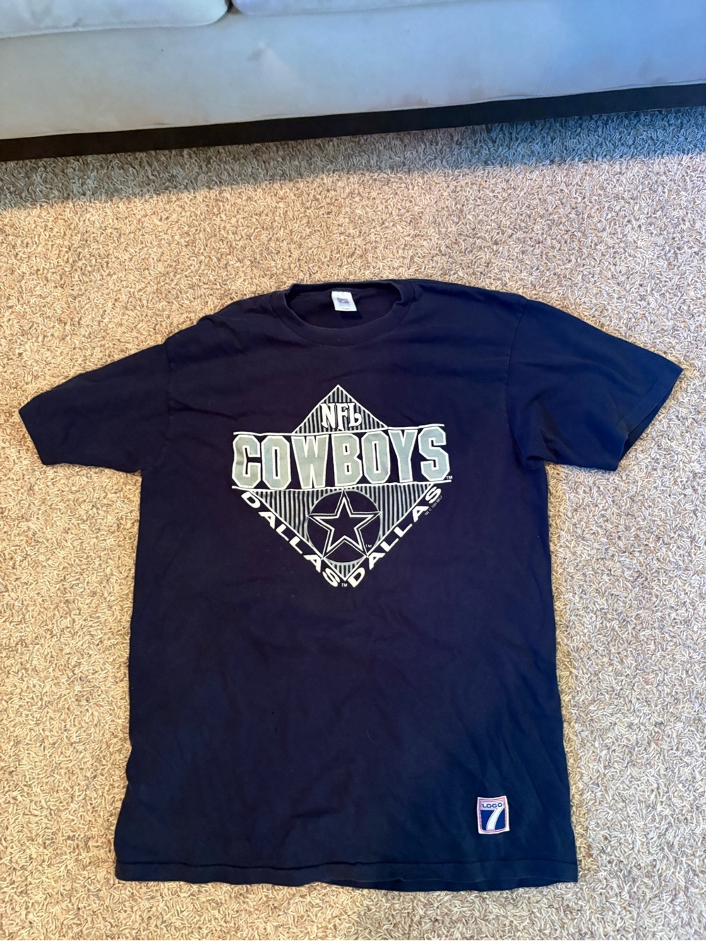 LOGO 7 Navy Dallas Cowboys Graphic Tee